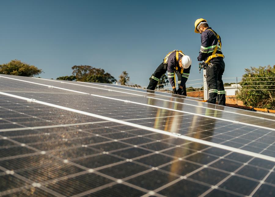 Aurora Energy Generation You - The Storer -  How do batteries interact with solar panels
