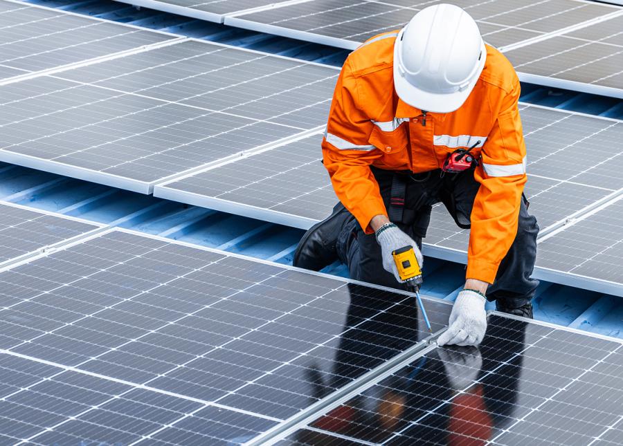 Aurora Energy Generation You - The Generator -  What are the steps to install solar panels, and how do I know if my house is suitable