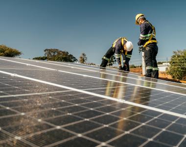 Aurora Energy Generation You - The Storer -  How do batteries interact with solar panels